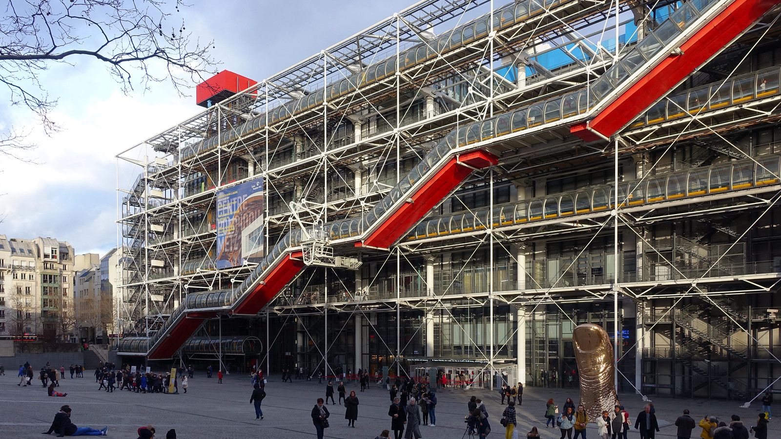 Centre Pompidou By Renzo Piano And Richard Rogers (1971)