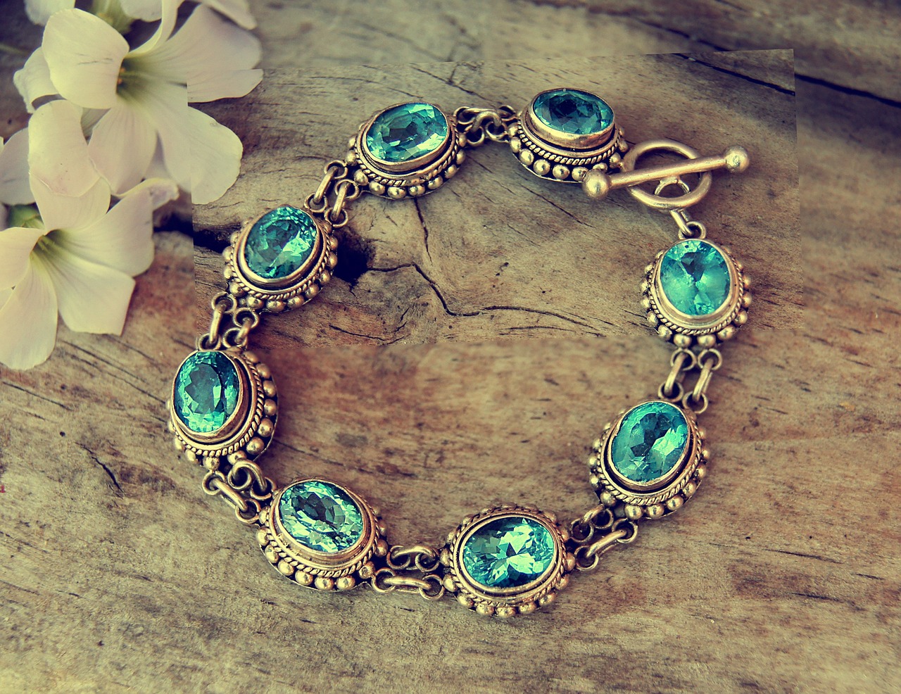 How Architectural Concepts Influence Jewelry Creation